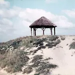 Achthoek 49, Nieuw Ingericht Vrijstaand Vakantiehuis Op 845M2