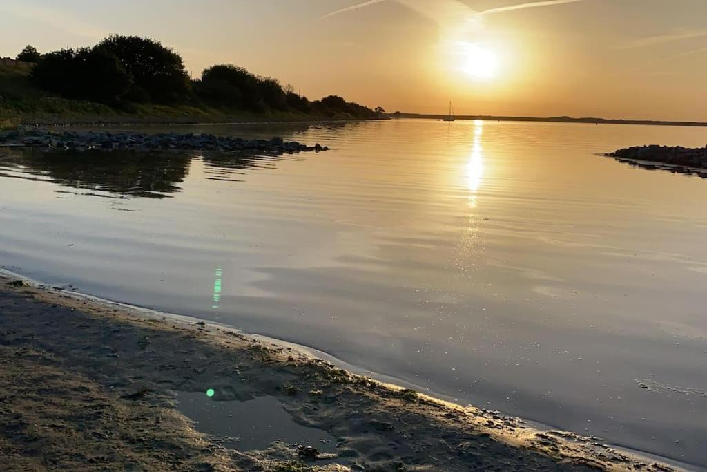Vakantiehuis Achthoek 49, Nieuw Ingericht Vrijstaand Op 845m2