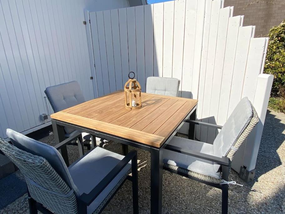 Vakantiehuis Achthoek 49, Nieuw Ingericht Vrijstaand Op 845m2 *