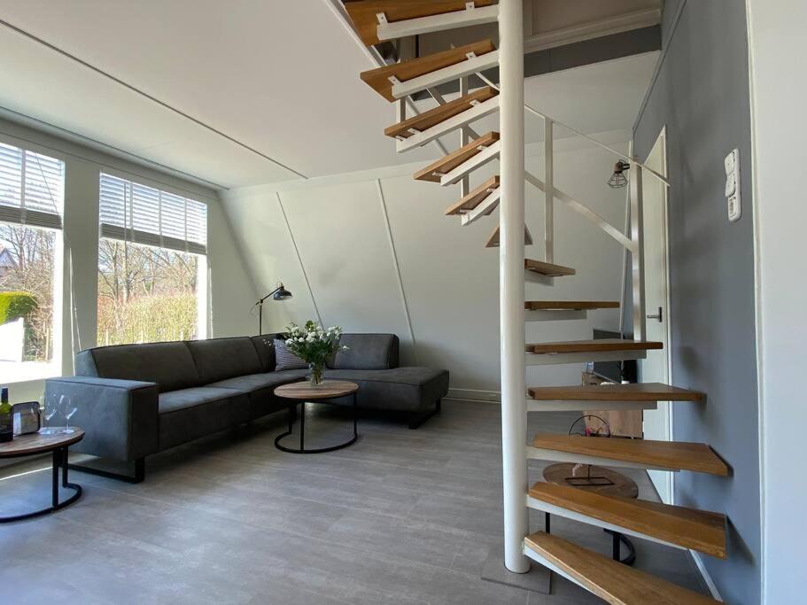 Vakantiehuis Achthoek 49, Nieuw Ingericht Vrijstaand Op 845m2